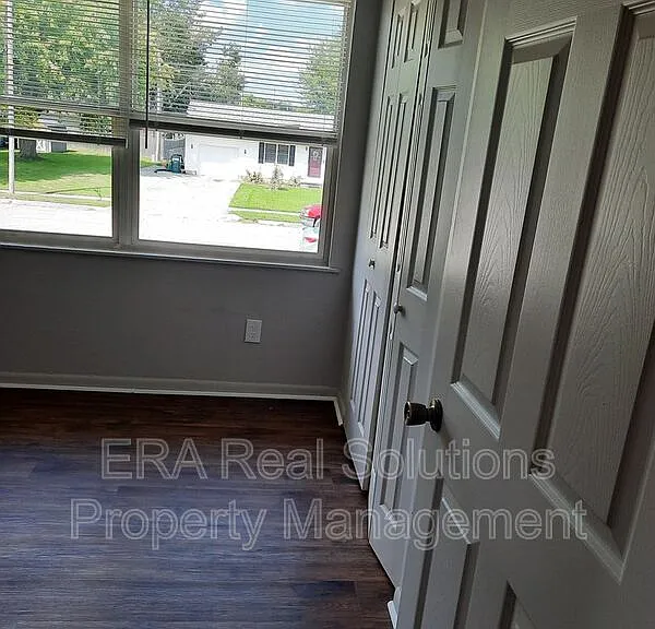 2011 Heritage Dr #13 — Photo 4
