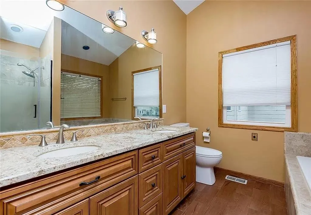 9115 Alpine Dr — Photo 2