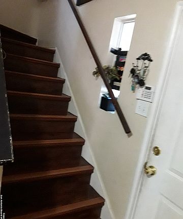 5th image of 9430 Grace Point