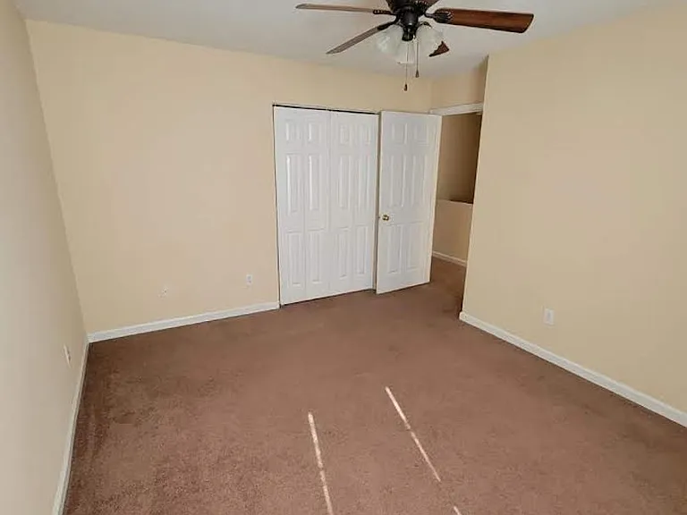 1106 Saint Phillips Ct — Photo 15