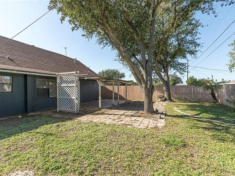 2504 Pecan Ave — Photo 33