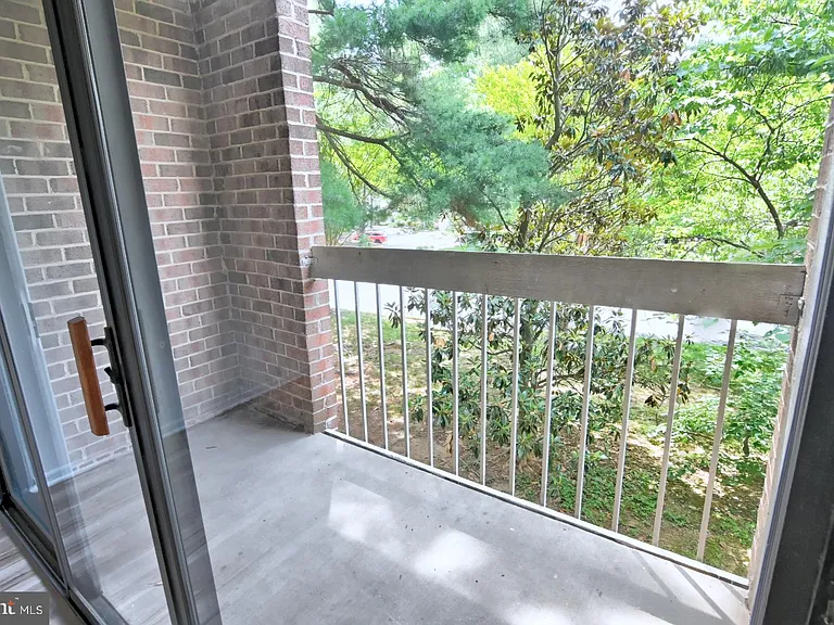 1580 Moorings Dr #11B — Photo 43