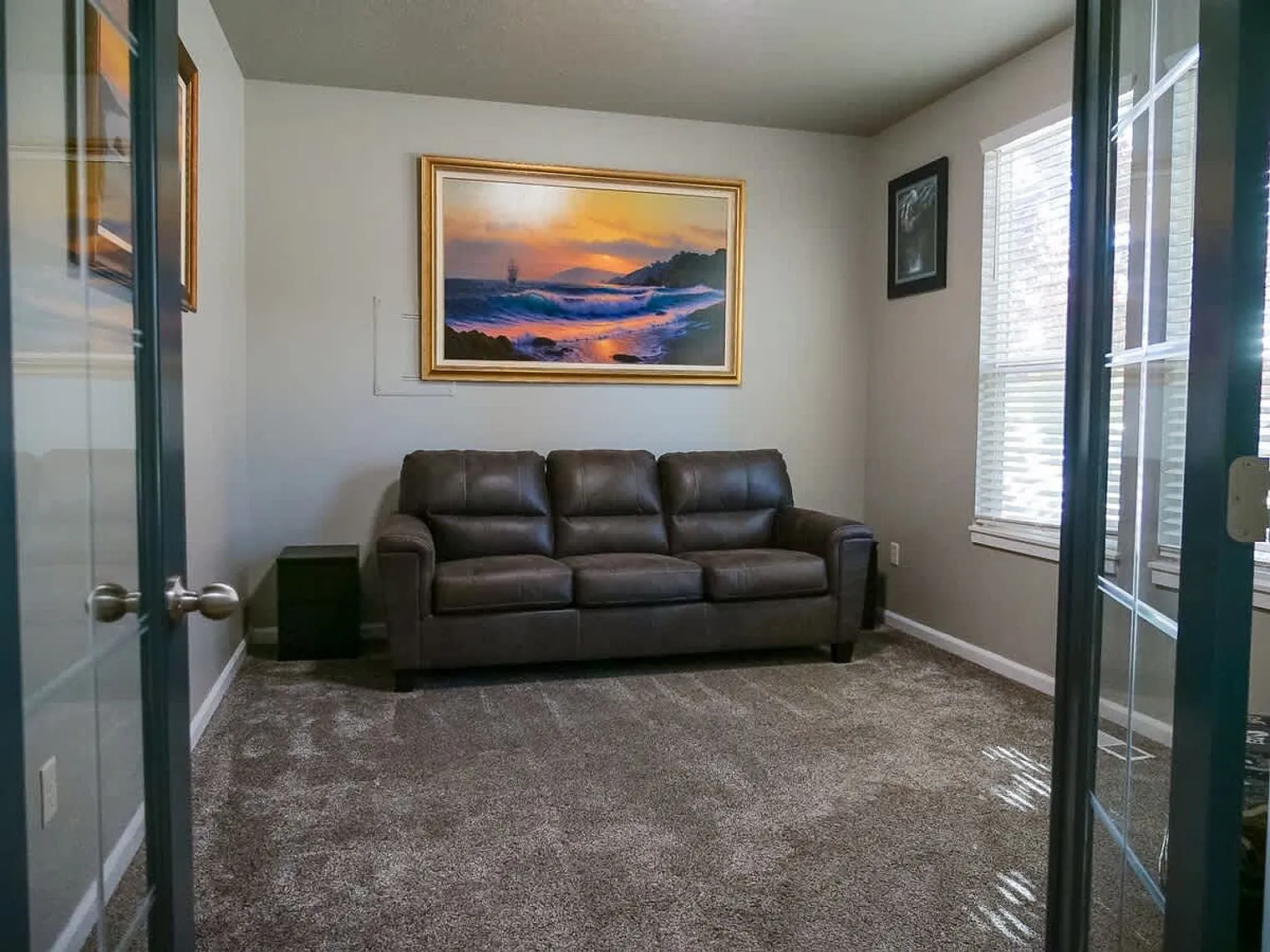 5 bed, 4.0 bath, $5,922 — Photo 4