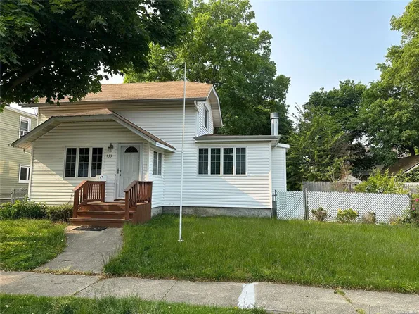 533 Washington Avenue, West Hempstead, NY 11552