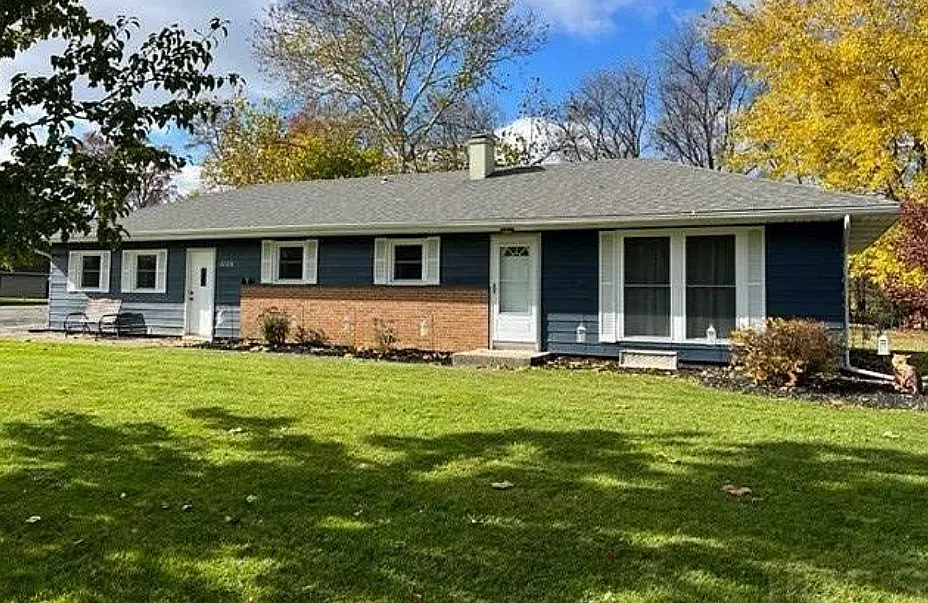 4 bed, 1512 sqft, $1,800 — Photo 1