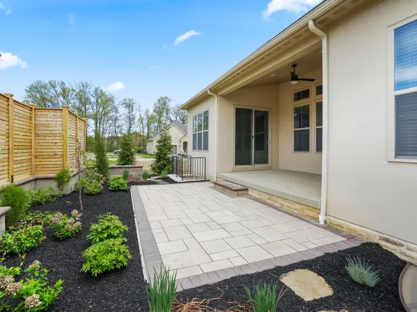 6192 Garden Loop, Westerville, OH 43082