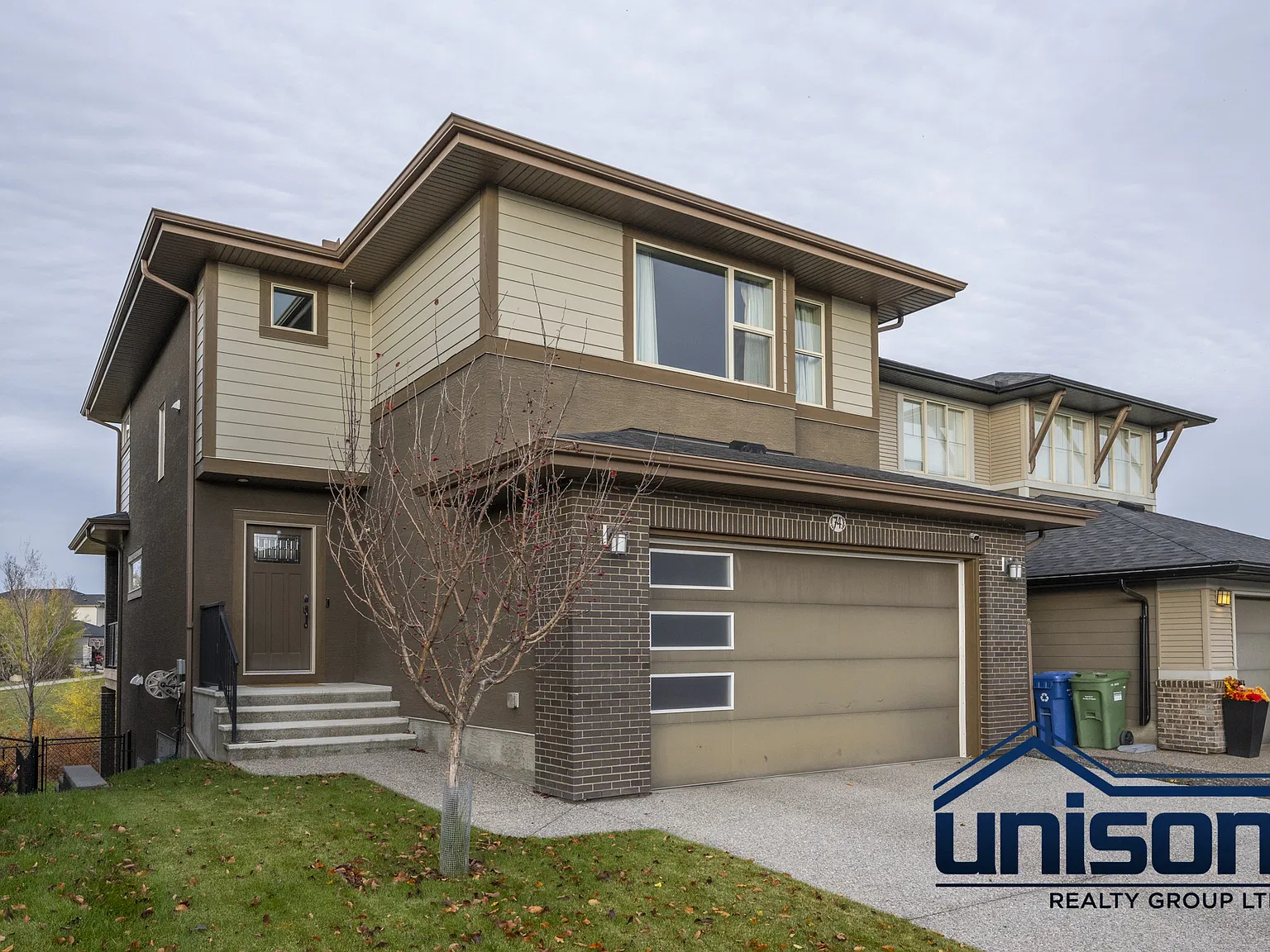 3 bed, 2.5 bath, 2267 sqft, $3,000 — Photo 4