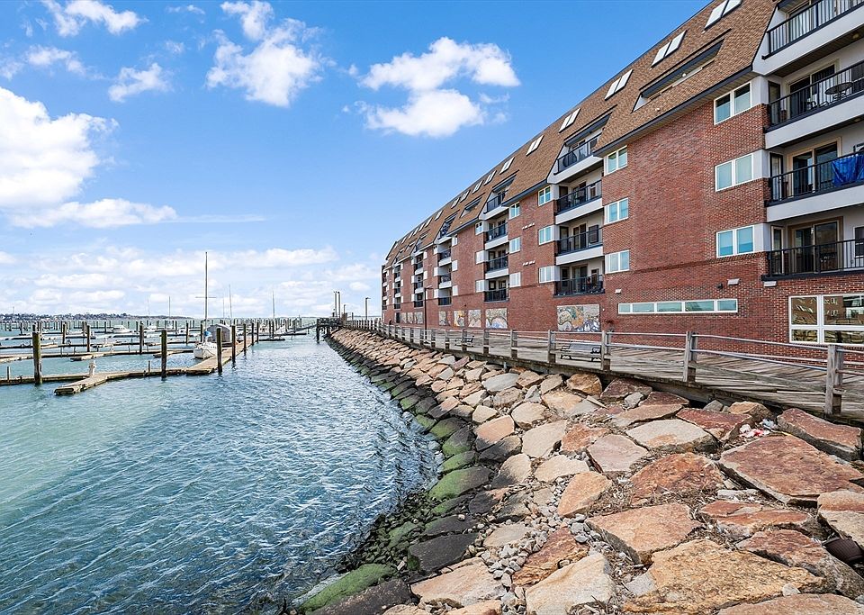 1st image of 154 Lynnway Unit 203