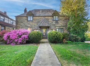 87 Vernon Dr, Pittsburgh, PA