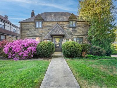 87 Vernon Dr, Pittsburgh, PA, 15228