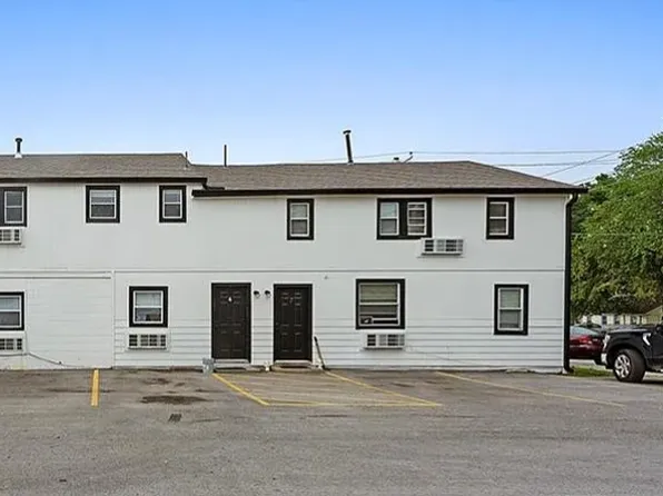 308 E Walnut St, Belton, MO