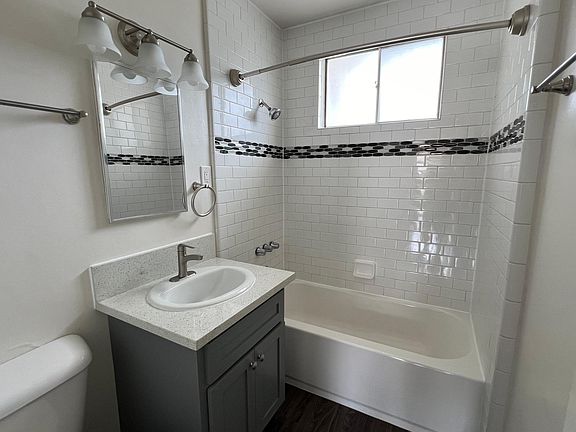5th image of 2623 Ruhland Ave APT F