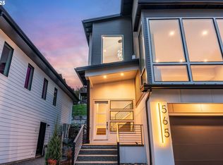 565 W U St, Washougal, WA