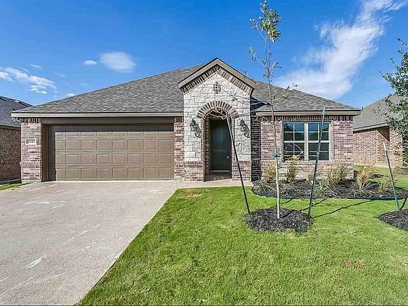 2nd image of 3133 Paint Horse Dr