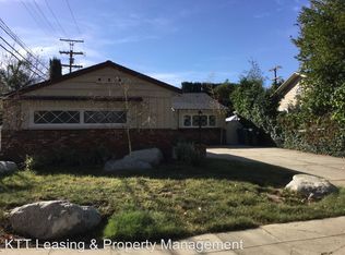 22014 De La Guerra St, Woodland Hills, CA 91364