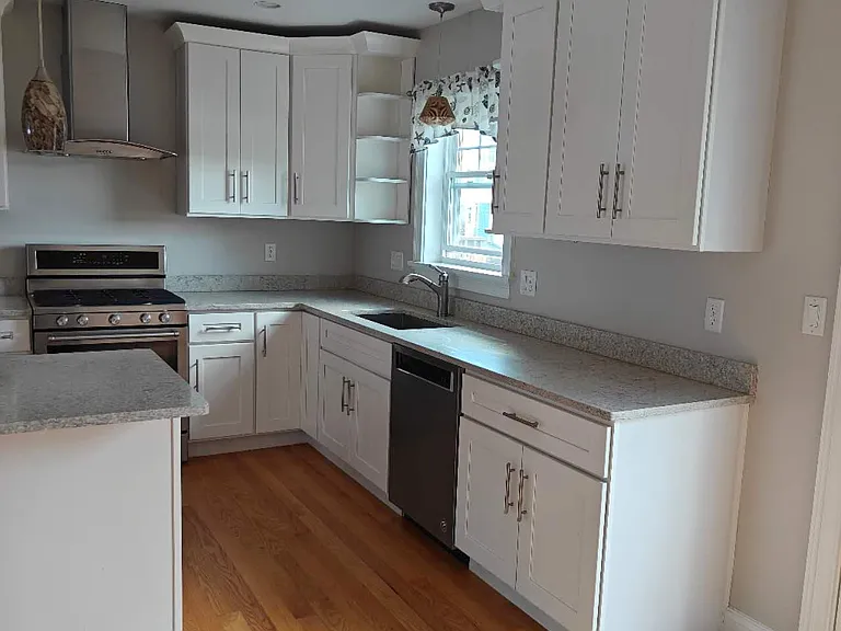 150 Quincy Ave #5B — Photo 9