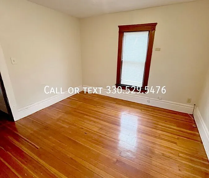 34 Grand Ave #2 — Photo 6