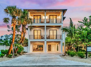 234 Grant Dr, Sarasota, FL 34236