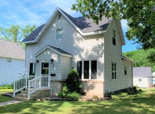 203 S 8th St, Montevideo, MN 56265