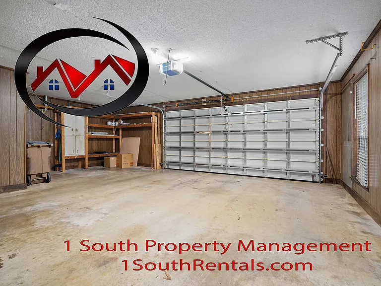 2205 Woodhillcrest Dr — Photo 20