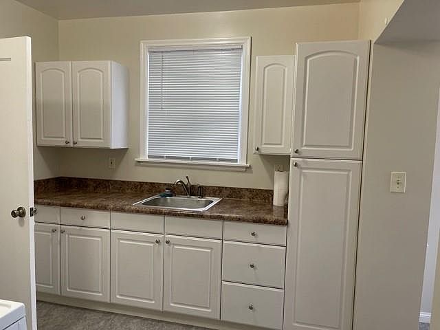 1st image of 311 Acacia Ave #1