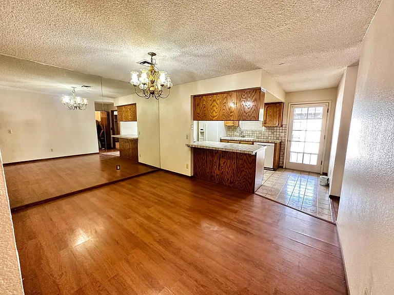 2045 S 14th Ave #65 — Photo 7