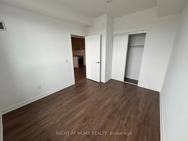 5105 Hurontario St S #2312 — Photo 9