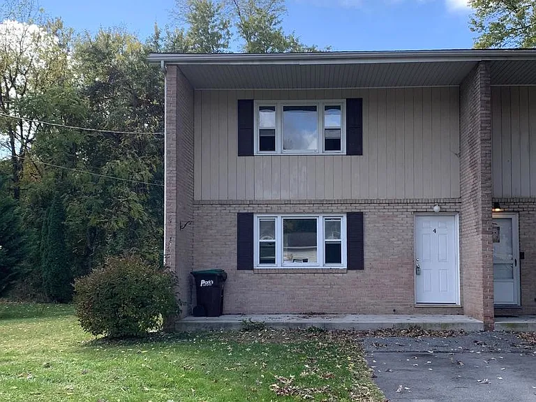 230 Garman Dr — Photo 1