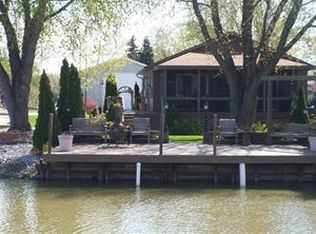 3220 W Canal Rd, Port Clinton, OH 43452