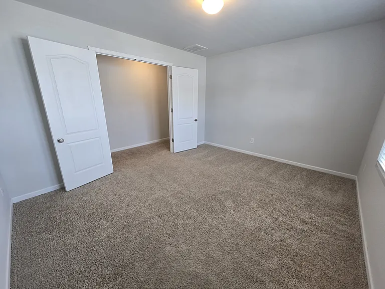 129 Maple Tree Ln — Photo 40