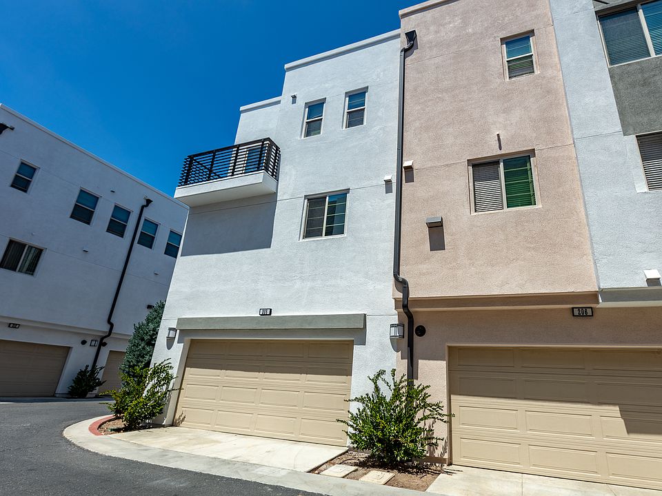 Exterior - Garage