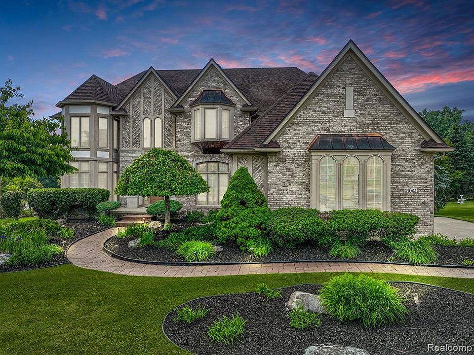 41641 Dukesbury Ct, Novi, MI 48375 Zillow