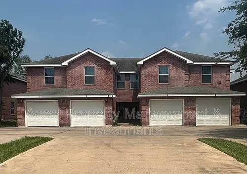 407 S 48th Ln #1 Photo 1