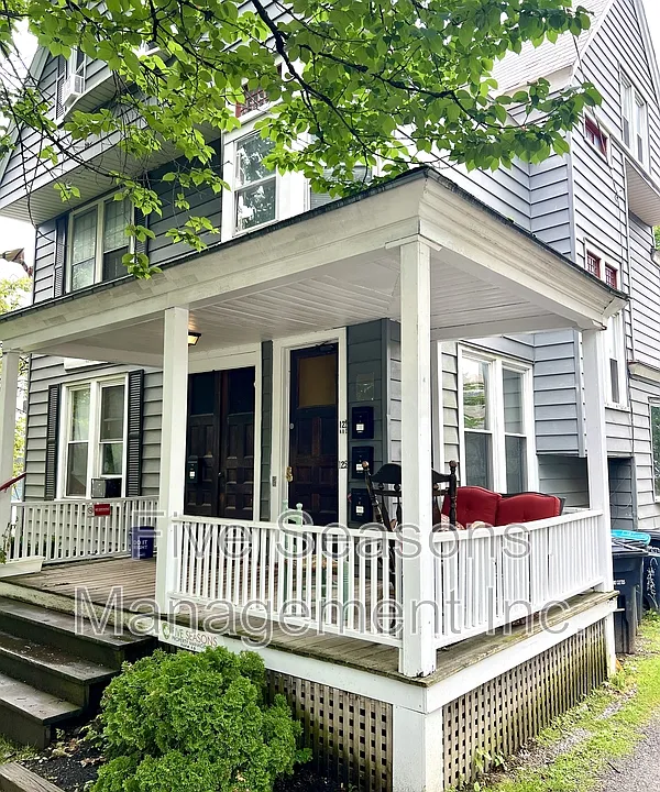 122 Buell St #120
