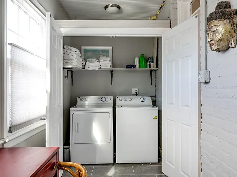 2507 Floyd Ave — Photo 16