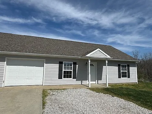 27049 Pvt 246th Dr Photo 1