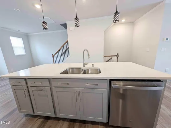 507 Deercroft Dr, Apex, NC 27539