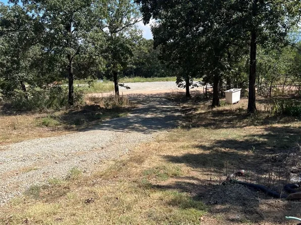 1006 Adams St, Quinton, OK 74561