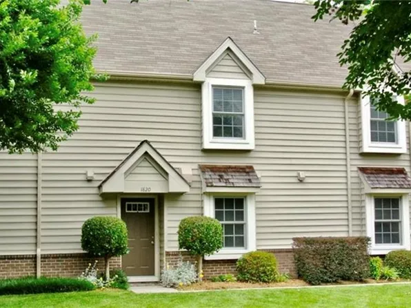 1820 Calash Way, Virginia Beach, VA 23454