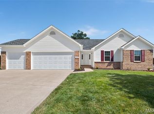 1831 Autumn Trl, Wentzville, MO 63385
