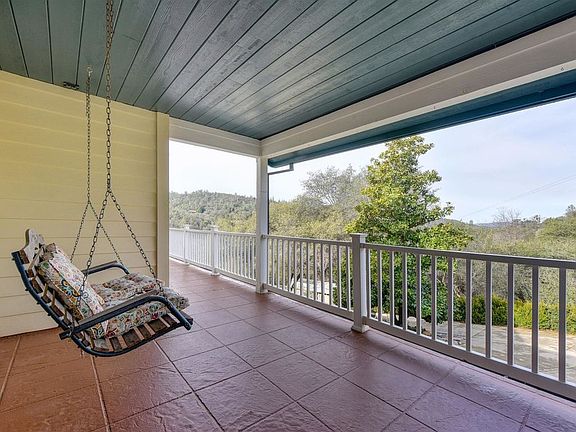 3rd image of 1212 Serenity Ln