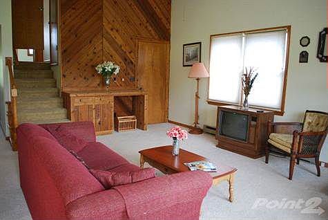 Vaulted greatroom