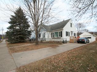 1008 11th Ave NE, Rochester, MN 55906