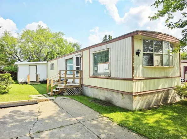 4206 W 54th St, Athabasca, AB T9S 1J6