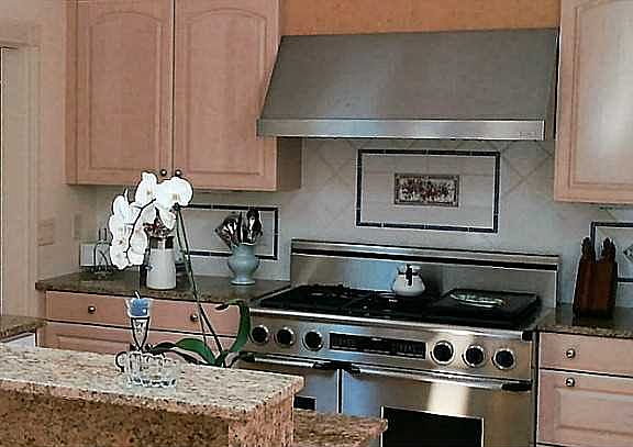 4th image of 157 Pine Glen Dr #157