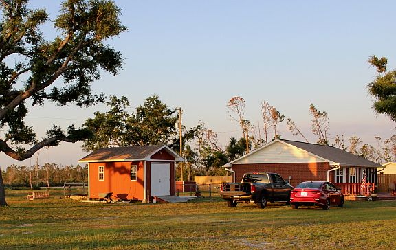 Workshop & parking area