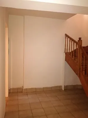 Rented by Sky Management | media 29