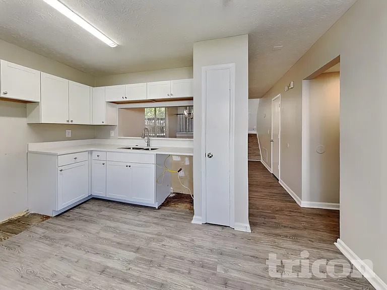 2755 Wildflower Ln — Photo 6