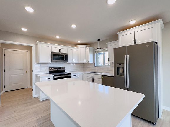 5th image of 6301 12th Avenue Pl