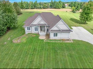 7611 Fairway Ln, West Bend, WI 53090